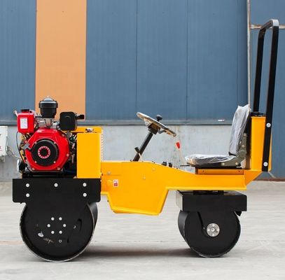 20KN Forza eccitante 70HZ Frequenza di vibrazione Roller stradale diesel per esigenze di compattazione