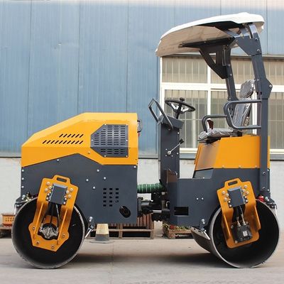 Pompa idraulica Kawasaki Motore diesel da 3 tonnellate su rulli con capacità del serbatoio di carburante da 60 litri