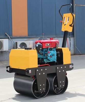 425 mm di diametro del tamburo piccolo 0,5 tonnellate doppio tamburo strada rulli diesel asfalto compattatore