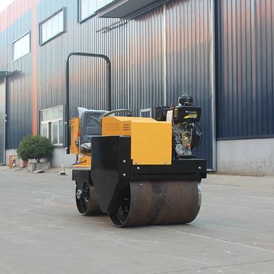 Equipaggiamento per la costruzione stradale Ruota di acciaio Roller stradale con frequenza di vibrazione 70HZ
