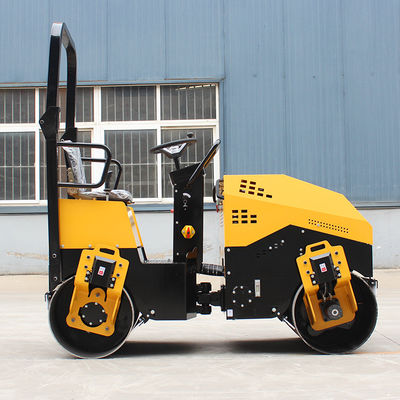 1.5 tonnellate singolo tamburo e doppio tamburo Ride-On Road Roller con forza di eccitazione di 30KN