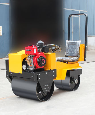 Motore EPA 1 tonnellata di rullo vibratore per strada per un'elevata efficienza operativa nella compattazione della strada