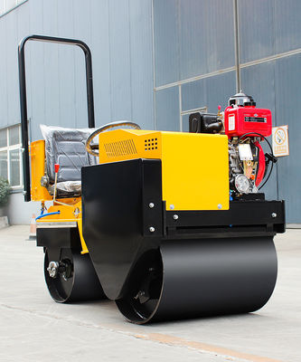 Motore EPA 1 tonnellata di rullo vibratore per strada per un'elevata efficienza operativa nella compattazione della strada