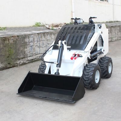 0-6 km/h velocità di lavoro Mini Skid Steer Loader con motore Epa e carico nominale di 1000 kg