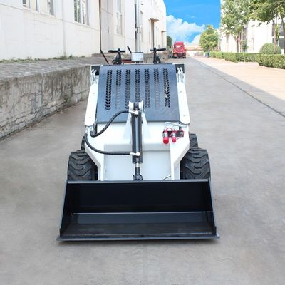 0-6 km/h velocità di lavoro Mini Skid Steer Loader con motore Epa e carico nominale di 1000 kg