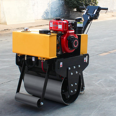 Walk Behind Single Drum Roller HQ-YL600C Vibratory Road Roller 0,3 tonnellate con potenza di 5,5 KW