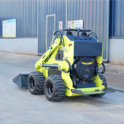 375 kg di peso di esercizio Mini-Skid Steer Loader con accessori EPA Diesel Engine