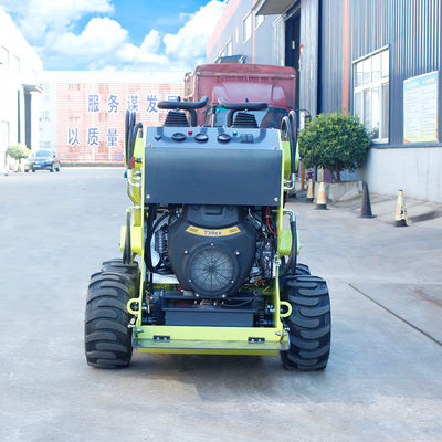 375 kg di peso di esercizio Mini-Skid Steer Loader con accessori EPA Diesel Engine