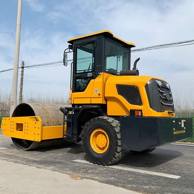 88 kw YUNNEI Motore HQ-YL8000 8 tonnellate di rotaia vibratoria per la costruzione di asfalto