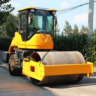 Ride On Vibratory Single Drum 6000 Kg Asphalt Ground Road Rollers per la posa dell'asfalto