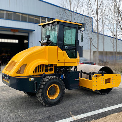 Ride On Vibratory Single Drum 6000 Kg Asphalt Ground Road Rollers per la posa dell'asfalto