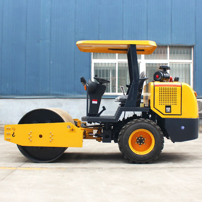 Used Road Roller 3,5 tonnellate 4 tonnellate TUFF TORQ JAPAN Pompa idraulica Vibratory Compactor con buona